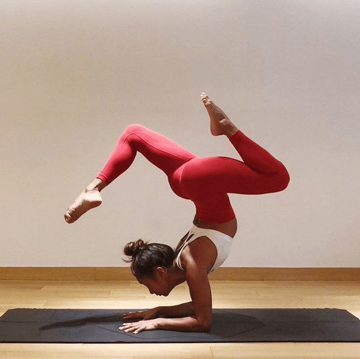 Vinyasa Flow with Agnes Live Streaming Replay One Yoga Online